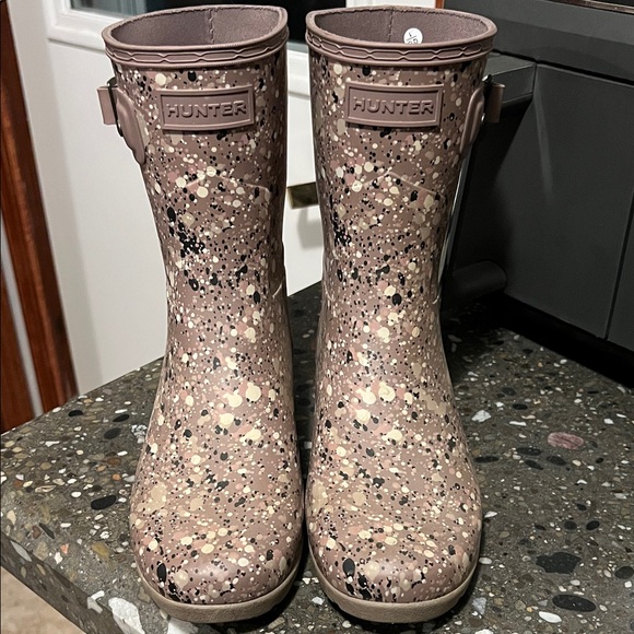 Hunter Multicolor Speckled Boots - Picture 1 of 7